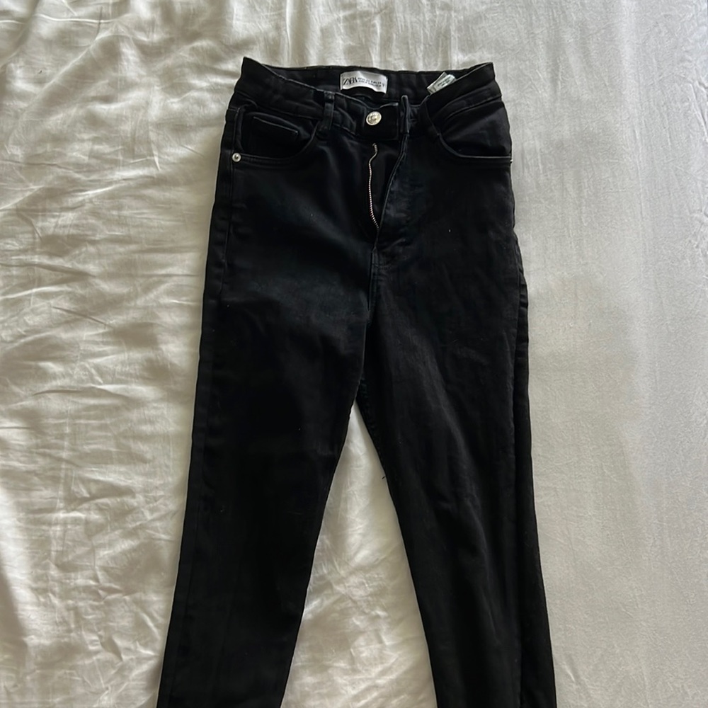 Size 2 | Black Skinny Jeans | Zara